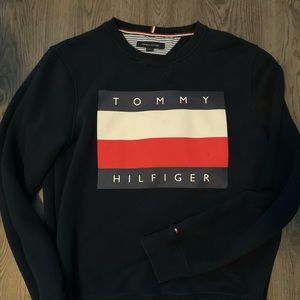 Tommy Hilfiger sweater